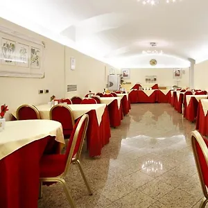 https://terminal-milan.italymilanhotels.net